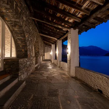 La Filanda -pieds Dans L'eau On Como- Villa *