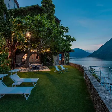 La Filanda -pieds Dans L'eau On Como- Villa