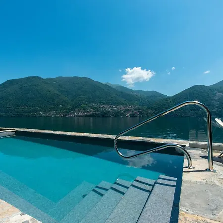La Filanda -pieds Dans L'eau On Como- Villa *