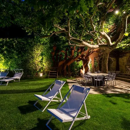 Villa La Filanda By 