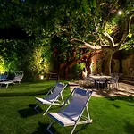 Villa La Filanda By 